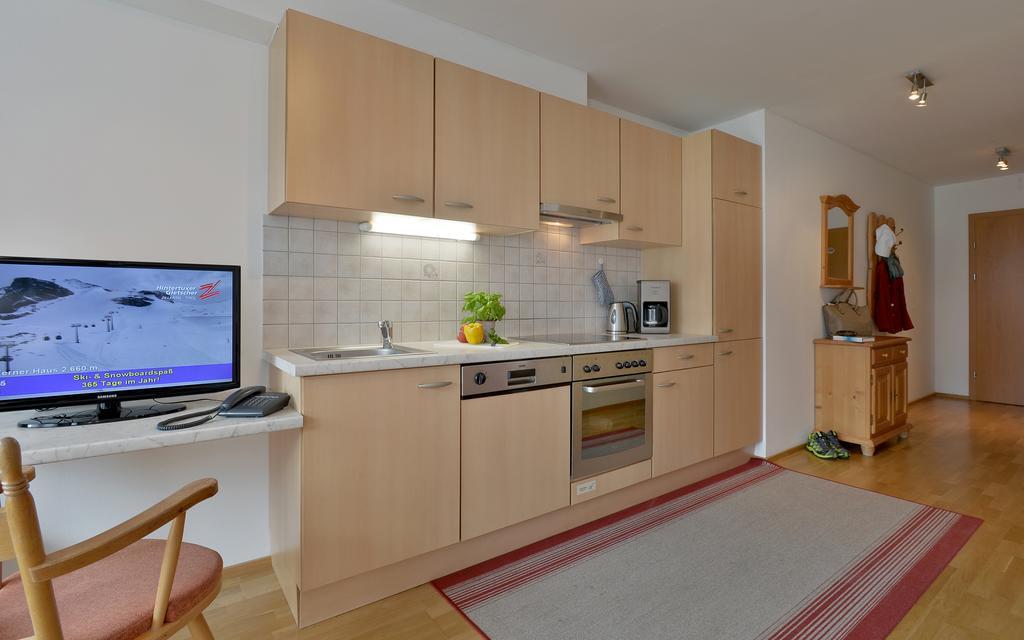 Ferienwohnungen Haus Der Mitte Mayrhofen Phòng bức ảnh